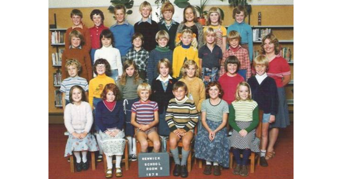 School Photo 1980's / Renwick School Renwick MAD on New Zealand