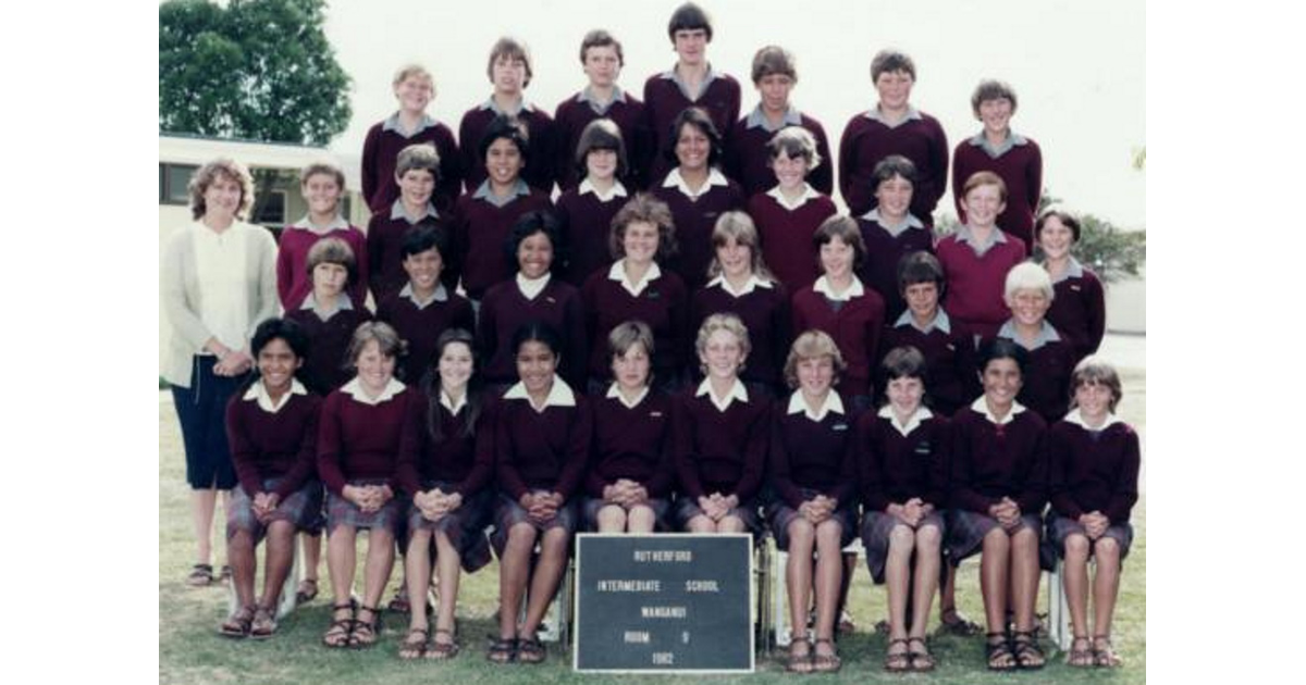 School Photo - 1980's / Rutherford Intermediate School - Whanganui ...