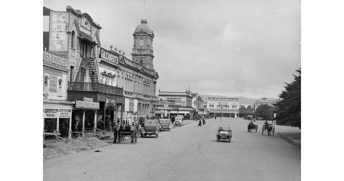 Historical Photos / Photography Historical MAD on New Zealand