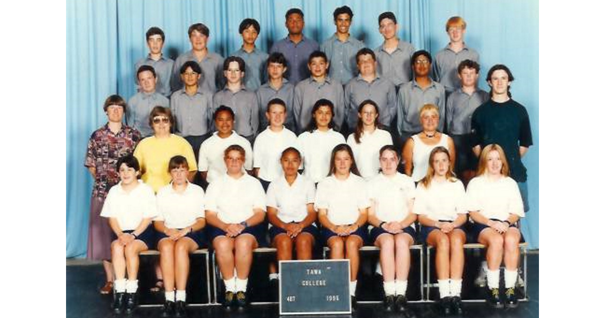 School Photo - 1990's / Tawa College - Wellington | MAD on New Zealand