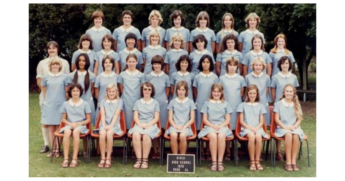 school-photo-1970-s-palmerston-north-girls-high-school-palmerston