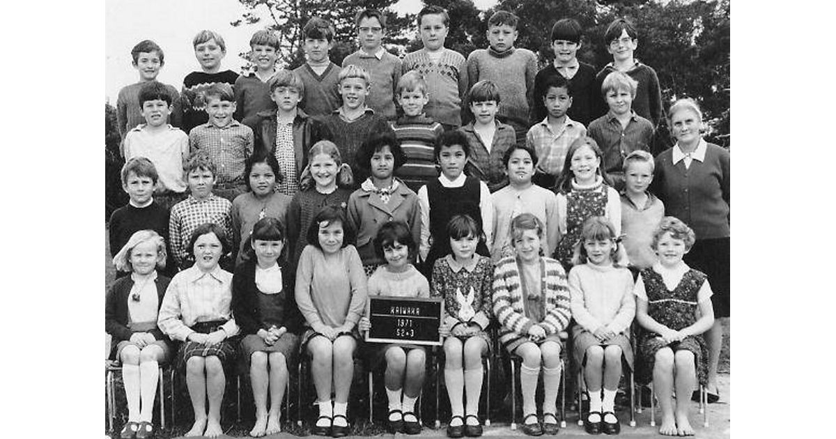 School Photo - 1970's / Kaiwaka School - Kaiwaka | MAD on New Zealand