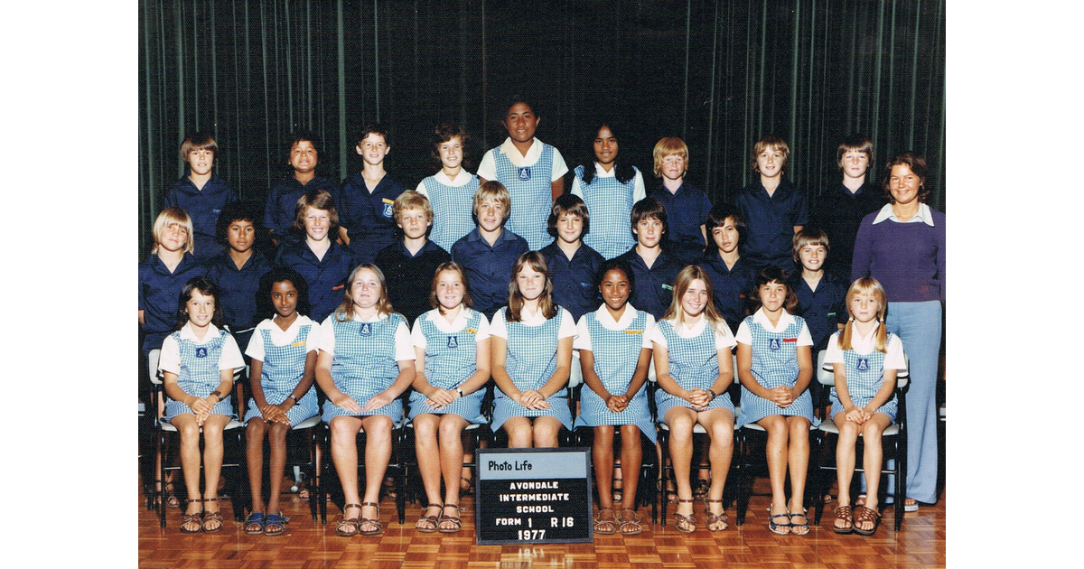 School Photo - 1970's / Avondale Intermediate School - Auckland | MAD ...