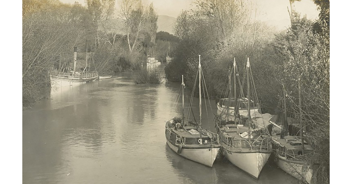 Historical Photos / Photography Historical MAD on New Zealand