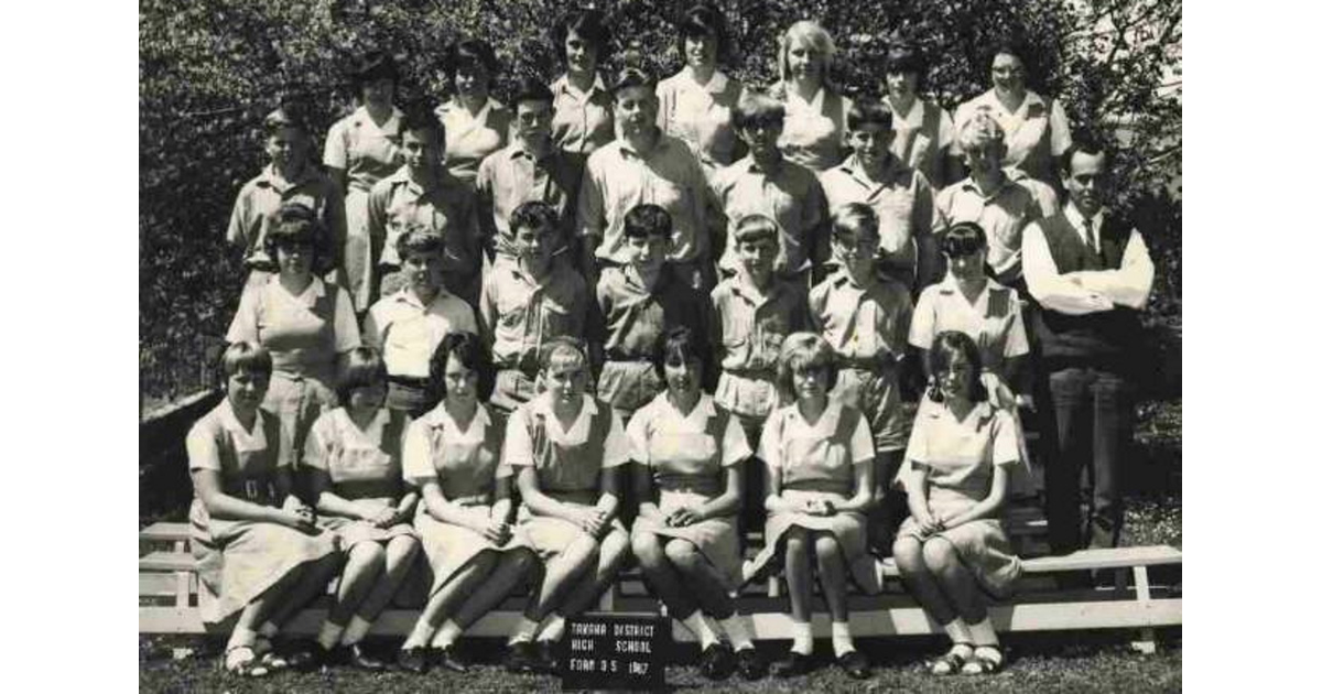 School Photos Tasman / Takaka District High School Takaka MAD on