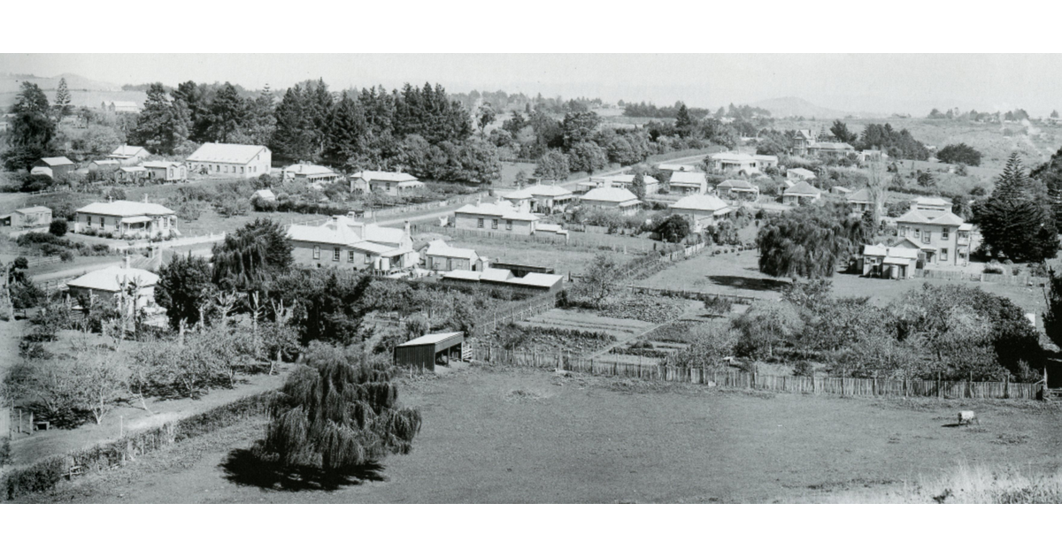 Auckland / Photography Historical MAD on New Zealand