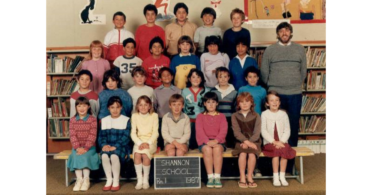 School Photo 1980's / Shannon School Shannon MAD on New Zealand