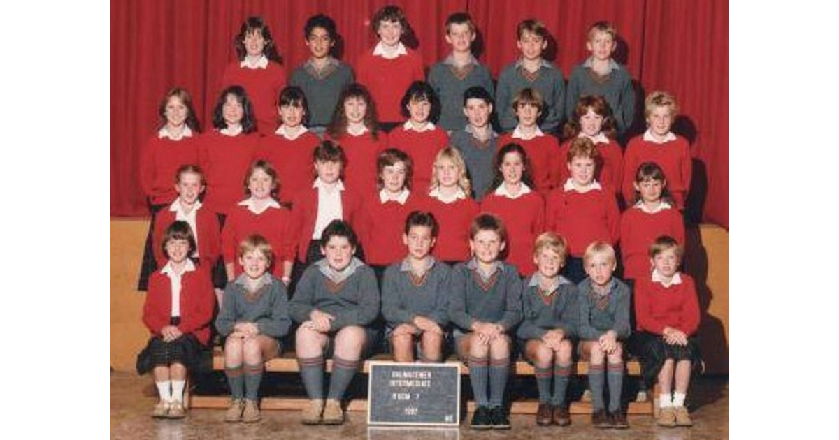 School Photo - 1980's / Balmacewan Intermediate - Dunedin | MAD on New ...