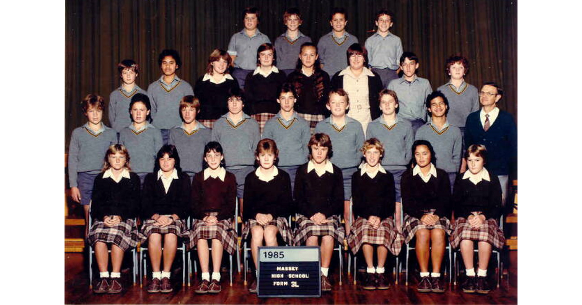 school-photo-1980-s-massey-high-school-auckland-mad-on-new-zealand