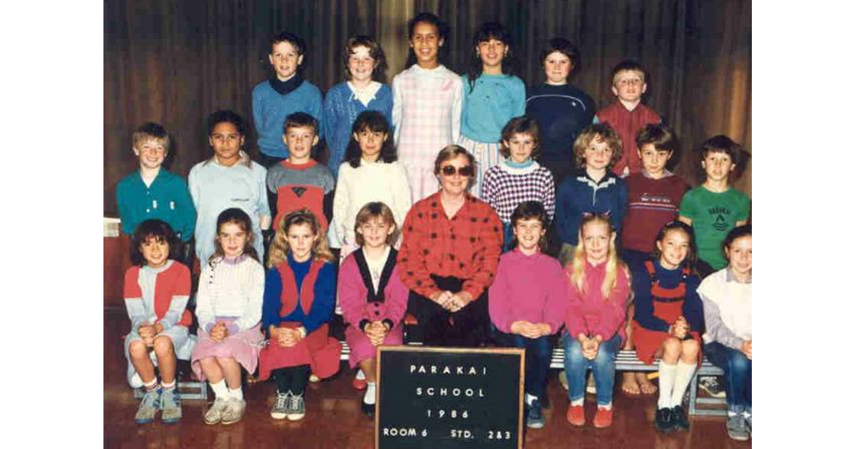 School Photos Auckland / Parakai School Auckland MAD on New Zealand