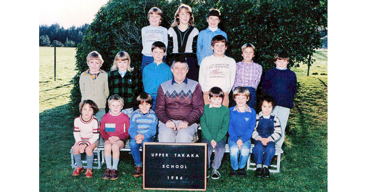 School Photos Tasman / Upper Takaka School Takaka MAD on New Zealand