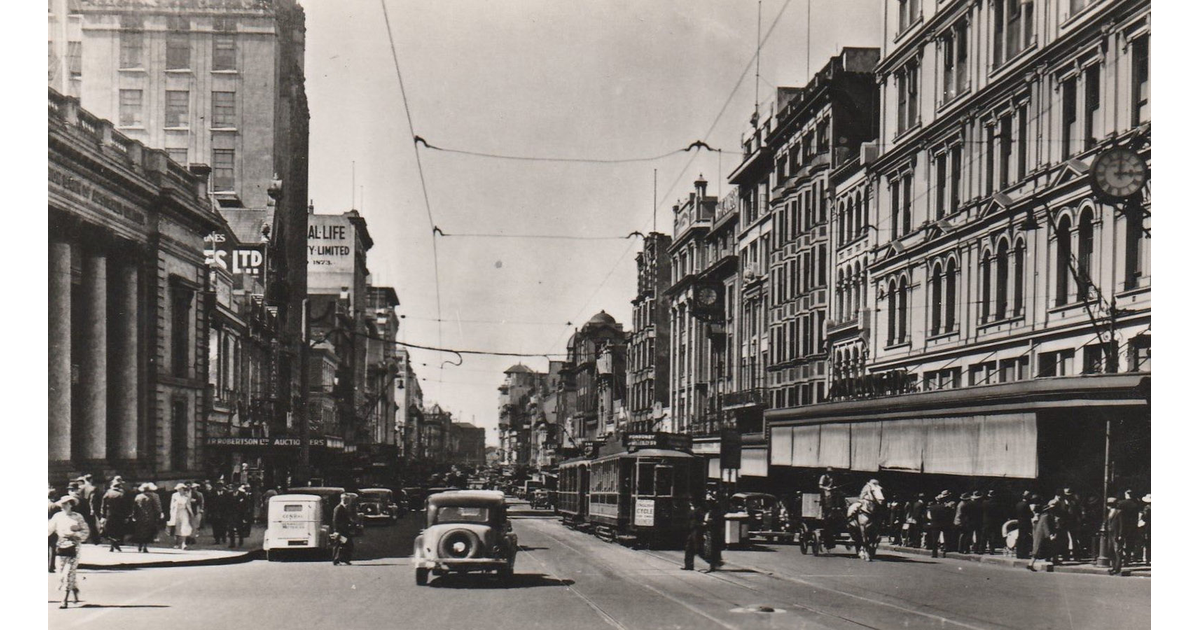 Auckland / Photography Historical MAD on New Zealand