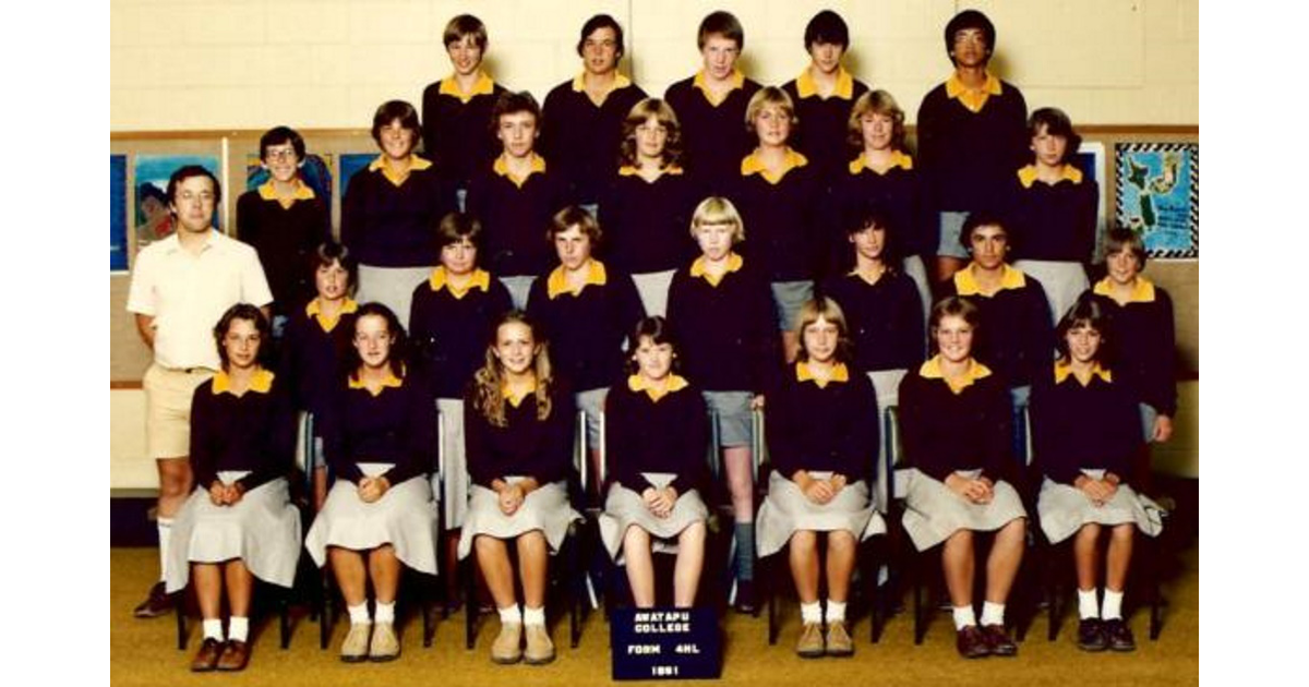 School Photo 1980's / Awatapu College Palmerston North MAD on New