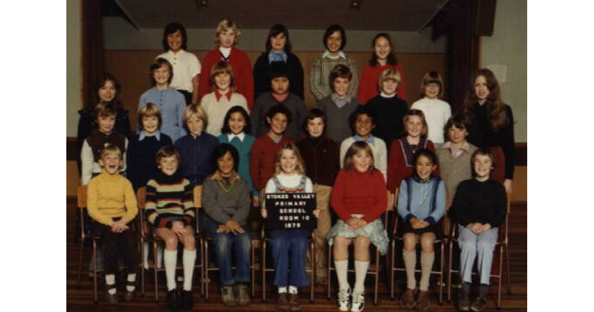 School Photo - 1970's   Stokes Valley School - Wellington 