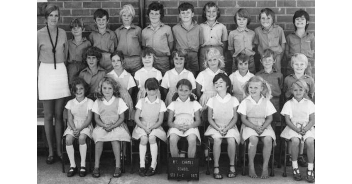 School Photo Famous New Zealander / Mount Carmel School Auckland