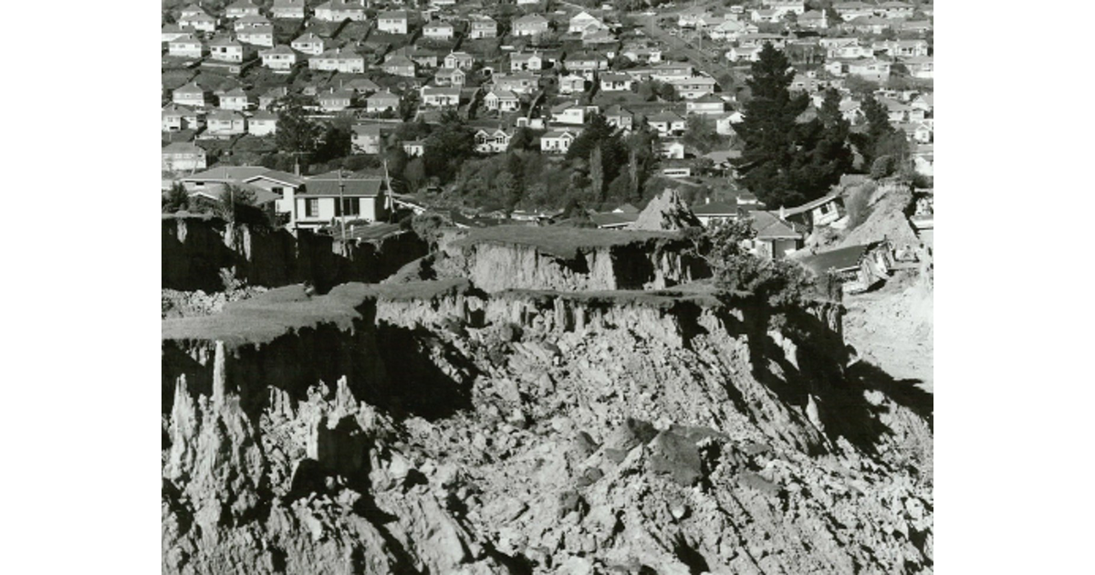 Historical Photos / Photography Historical MAD on New Zealand