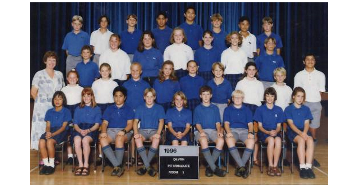 school-photo-1970-s-hawera-intermediate-hawera-mad-on-new-zealand