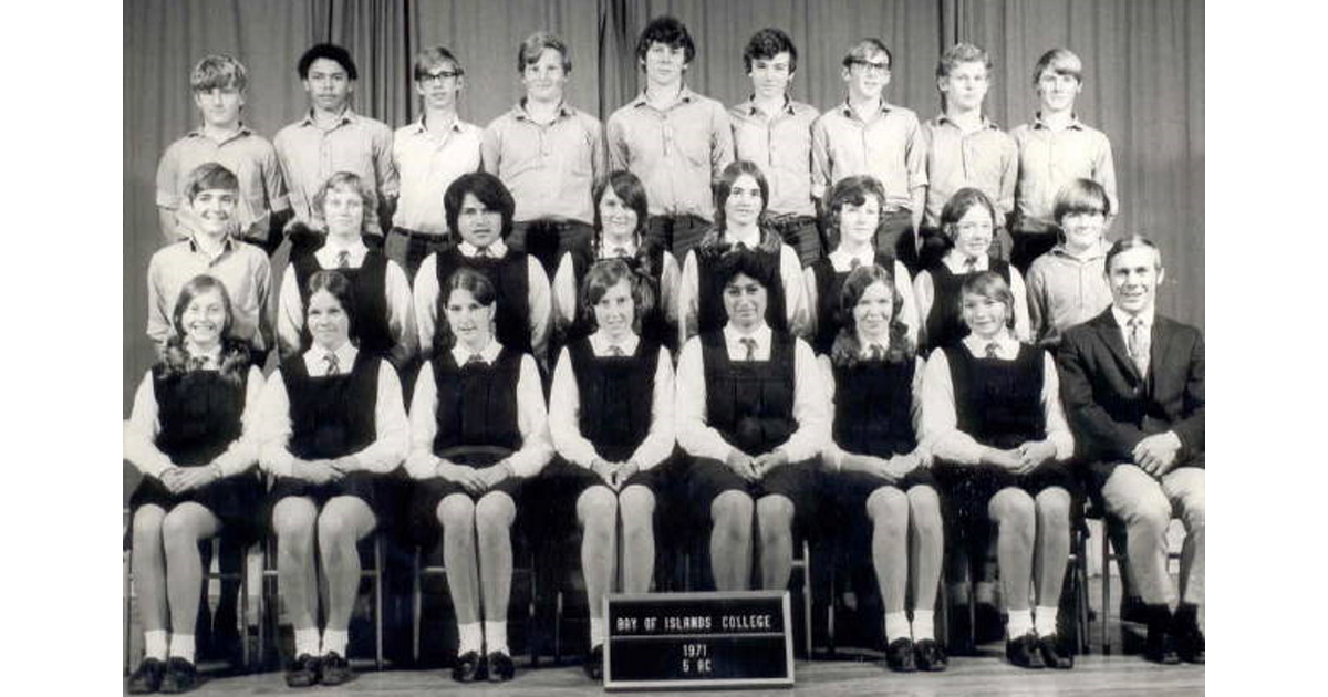 School Photo 1970's / Bay of Islands College Kawakawa MAD on New