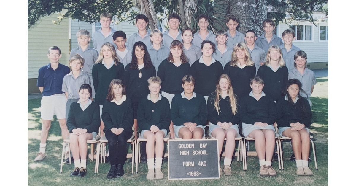 School Photo 1990's / Golden Bay High School Tākaka MAD on New