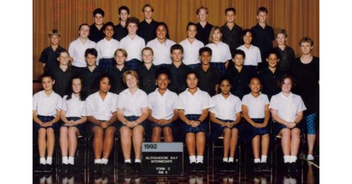 School Photos Auckland / Blockhouse Bay Intermediate Auckland MAD