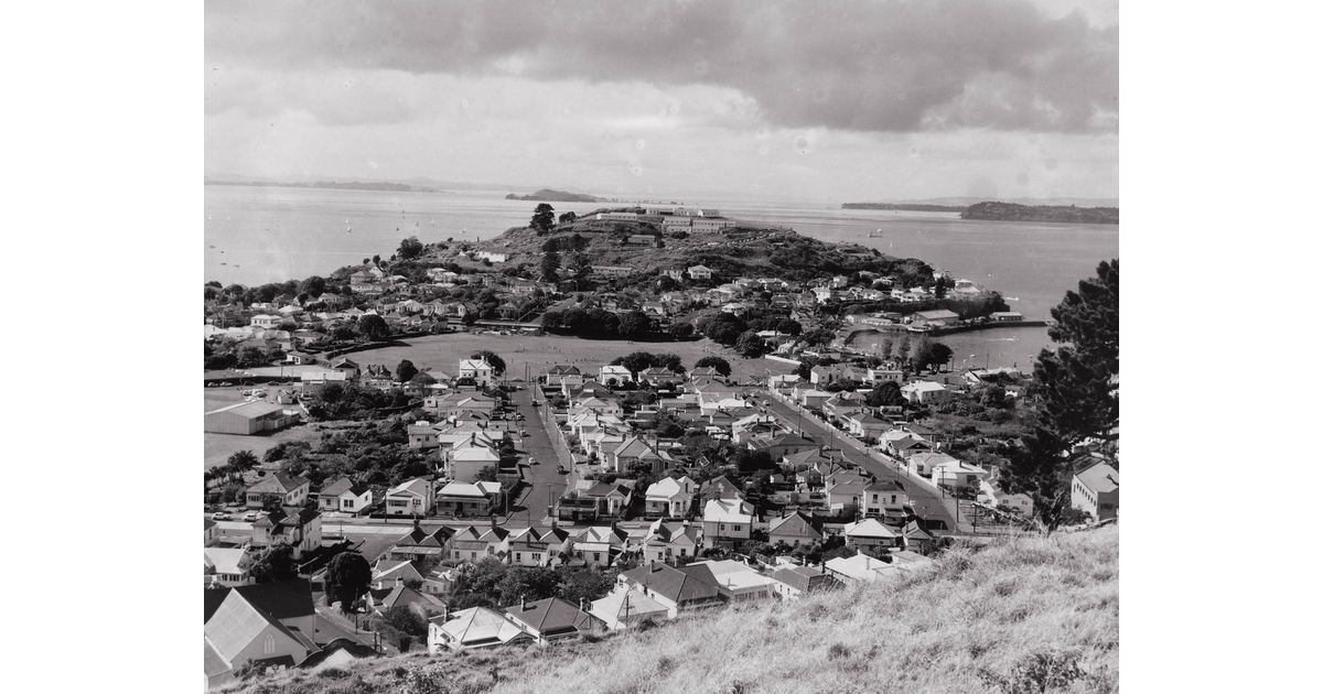 Auckland / Photography Historical MAD on New Zealand