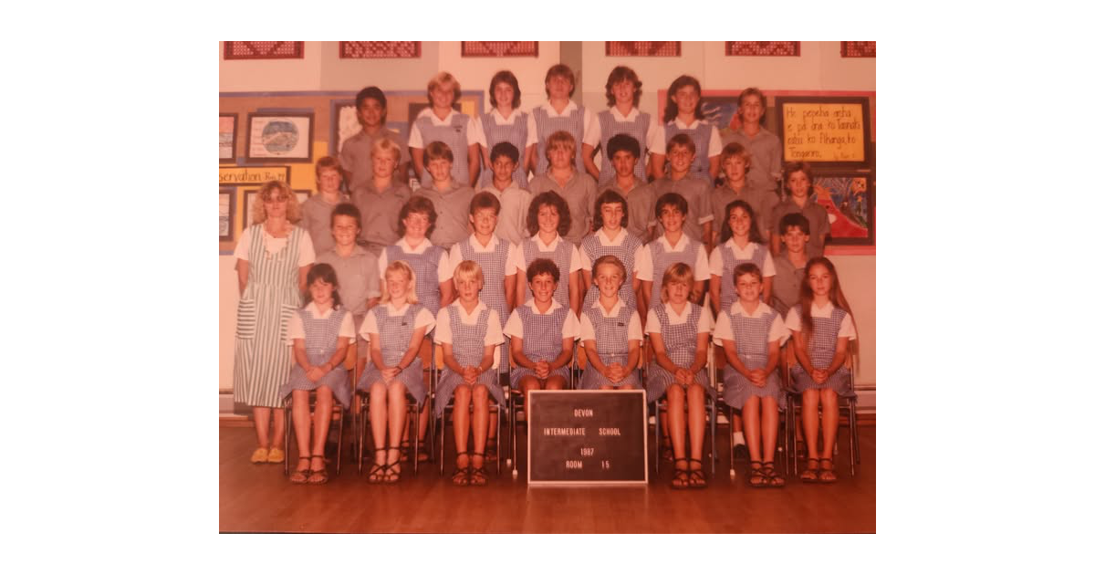 School Photo - 1980's / Devon Intermediate - New Plymouth | MAD on New ...