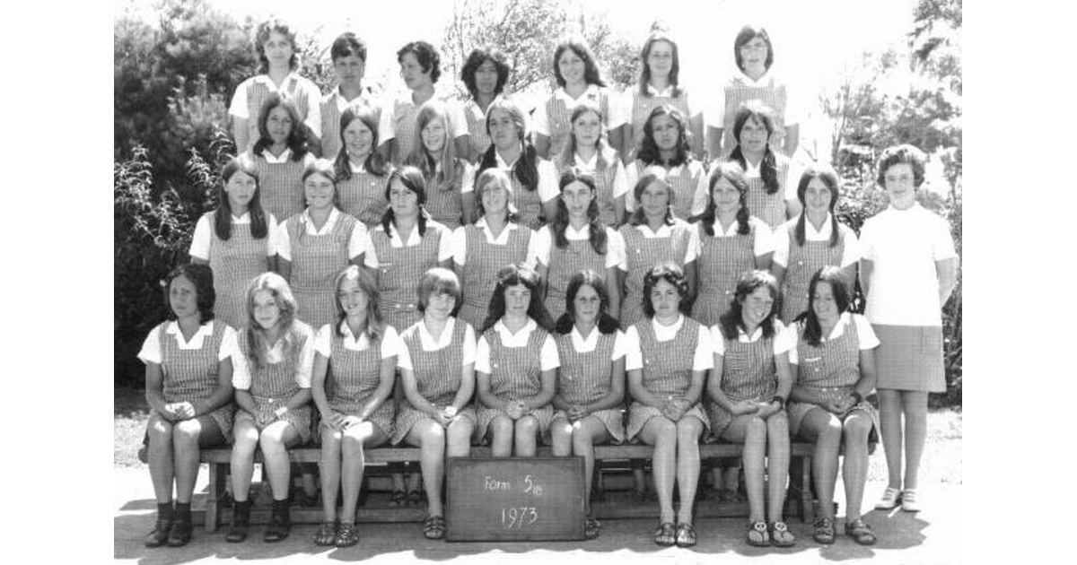 School Photo 1970's / Waitara High School Waitara MAD on New Zealand