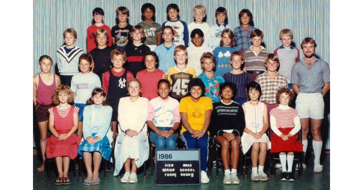 School Photo - 1980's / View Road School - Waiuku | MAD on New Zealand