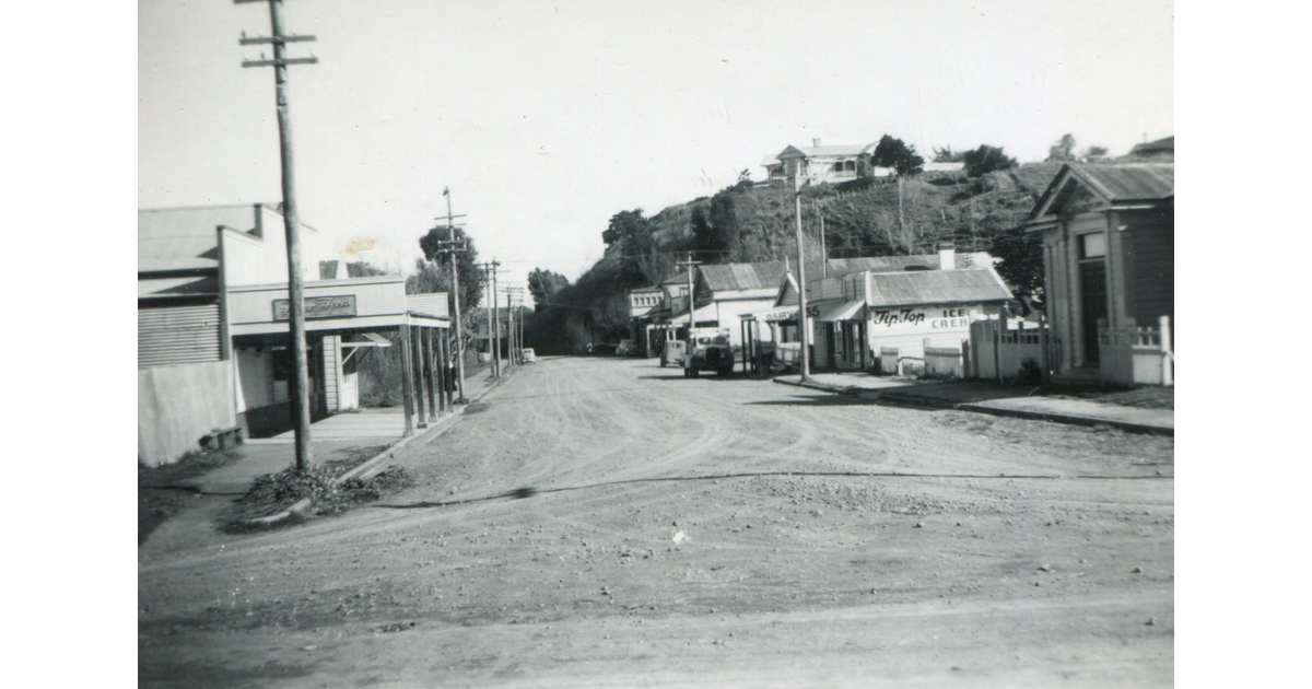 Historical - Photos - Waikato / Photography - Historical | MAD On New ...