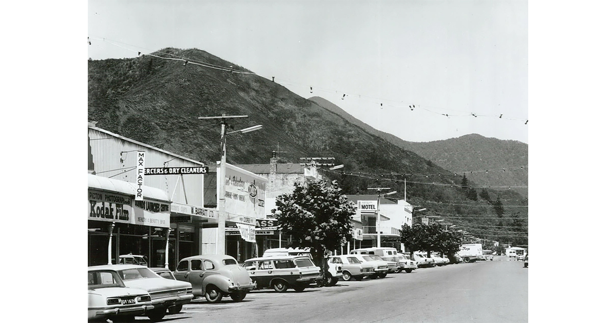 Historical Photos / Photography Historical MAD on New Zealand