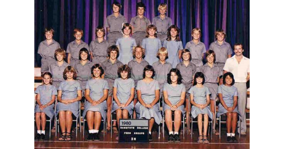 school-photo-1980-s-rangitoto-college-auckland-mad-on-new-zealand