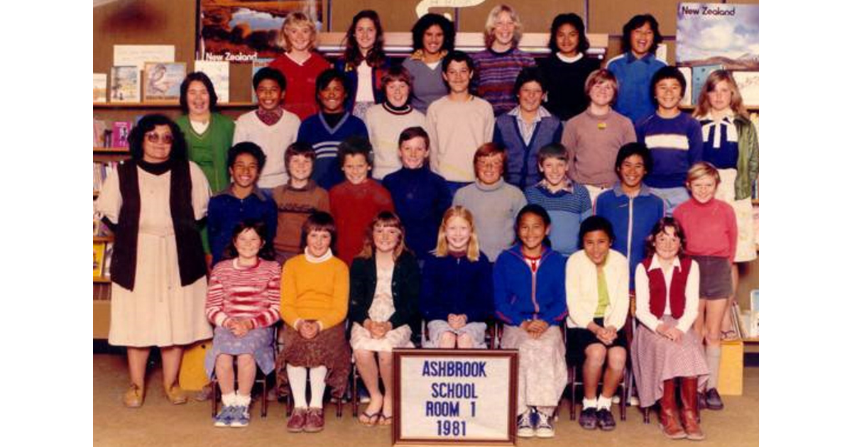 School Photo 1980's / Ashbrook School Opotiki MAD on New Zealand