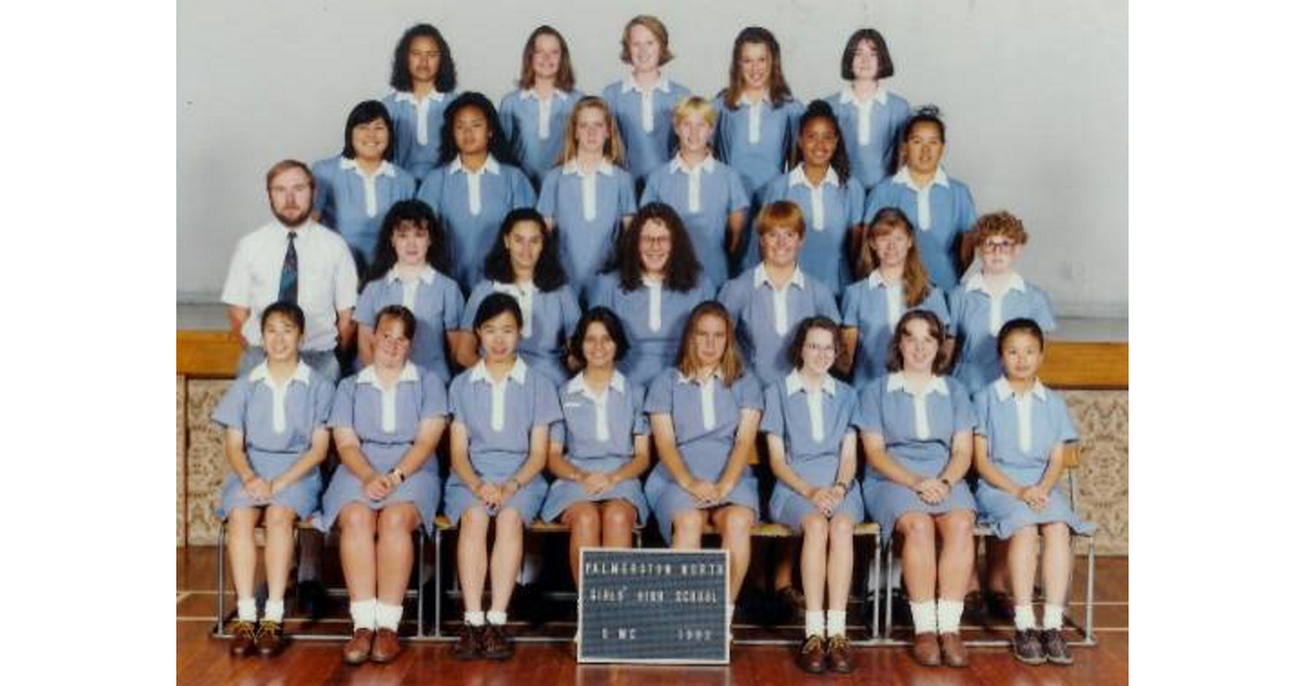 school-photo-1990-s-palmerston-north-girls-high-school-palmerston