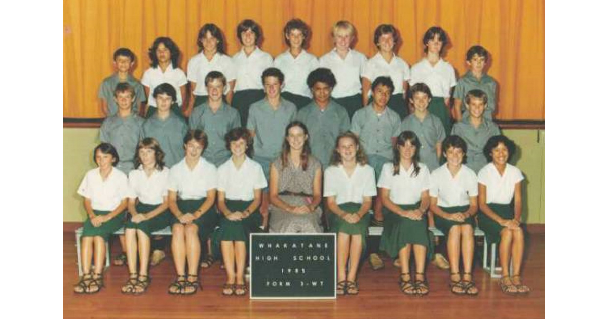 School Photo 1980's / Whakatane High School Whakatane MAD on New
