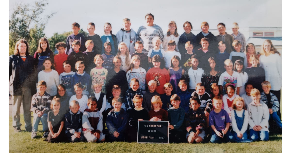 School Photo 1990's / Featherston School Featherston MAD on New