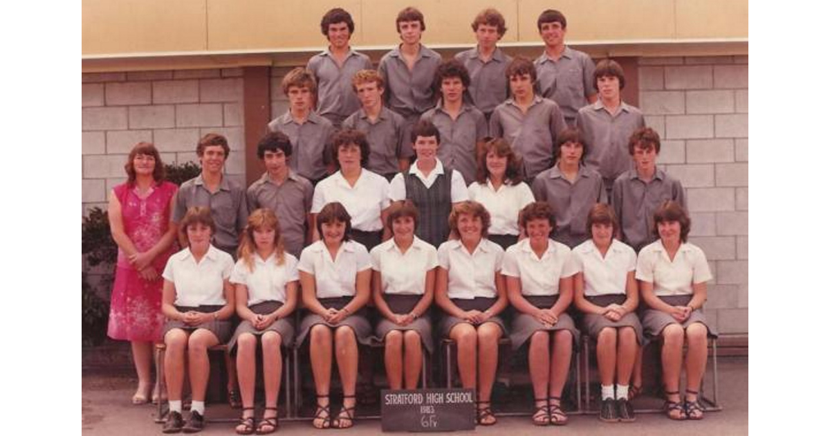 School Photo 1980's / Stratford High School Stratford MAD on New