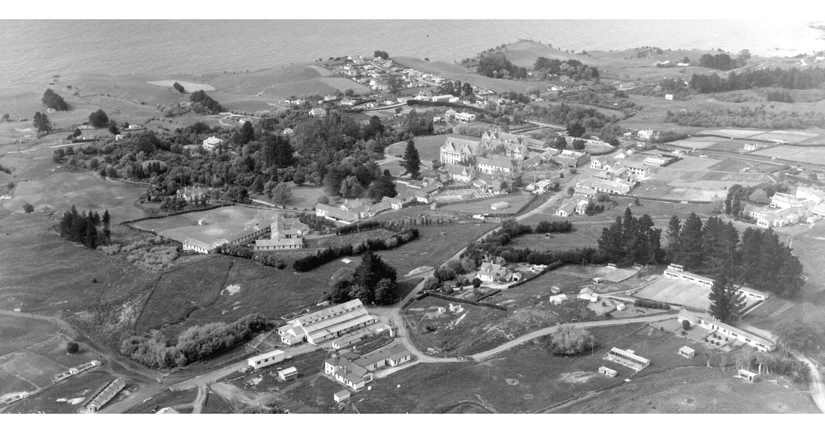Historical Photos / Photography Historical MAD on New Zealand