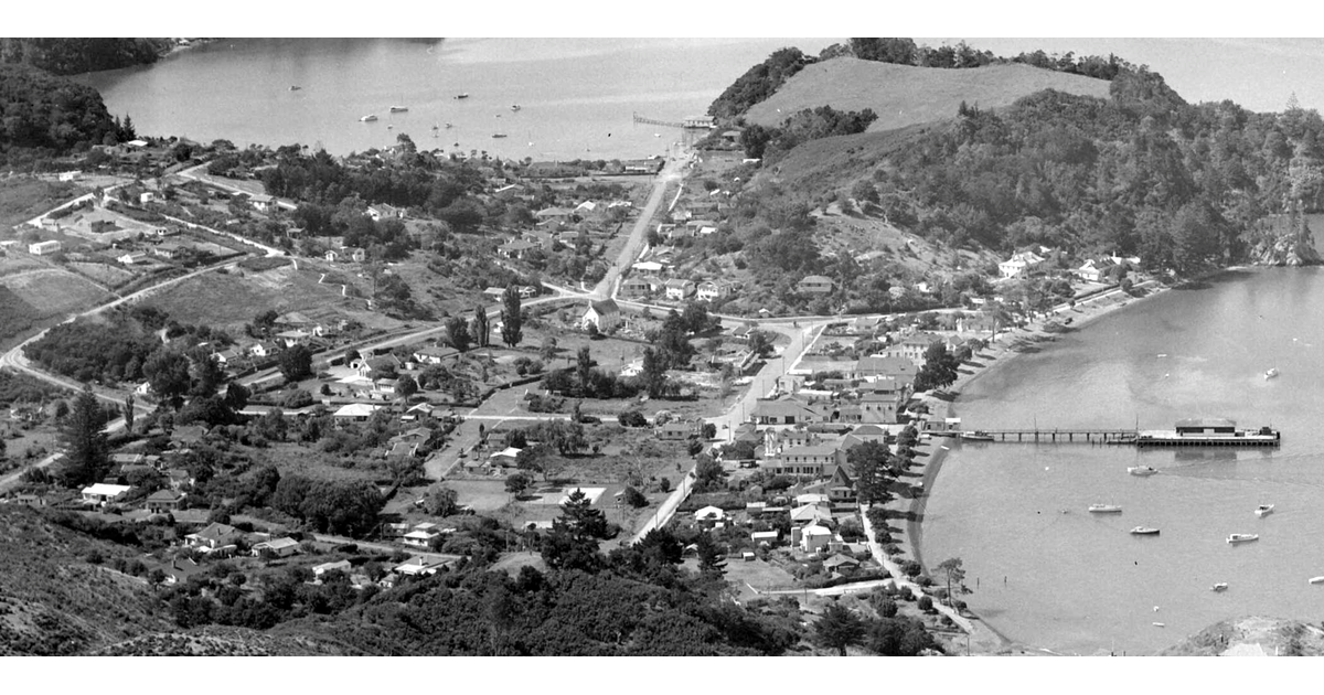 Historical Photos / Photography Historical MAD on New Zealand