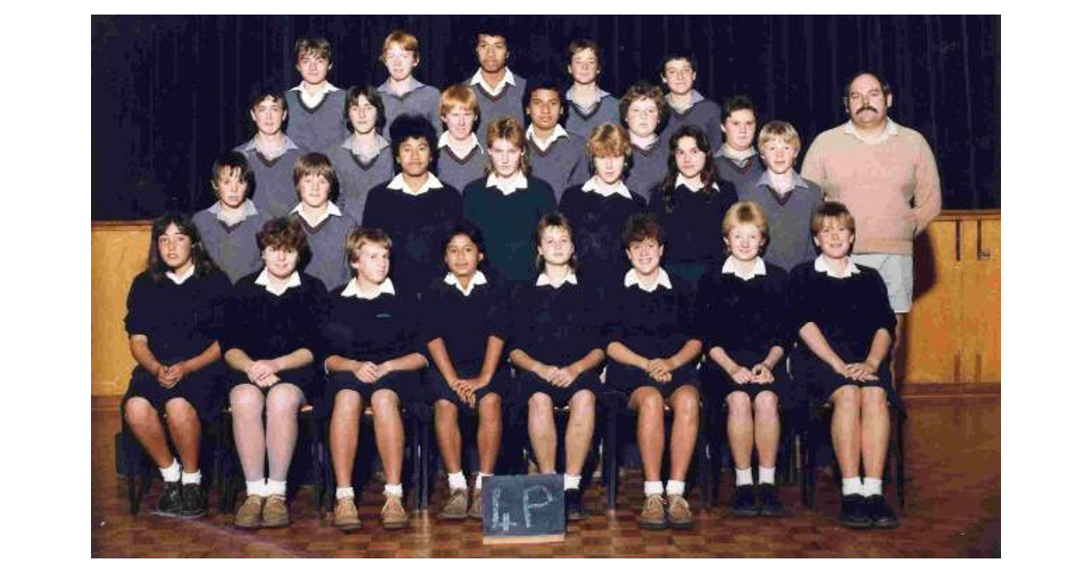 School Photo 1980's / Kaikorai Valley College Dunedin MAD on New