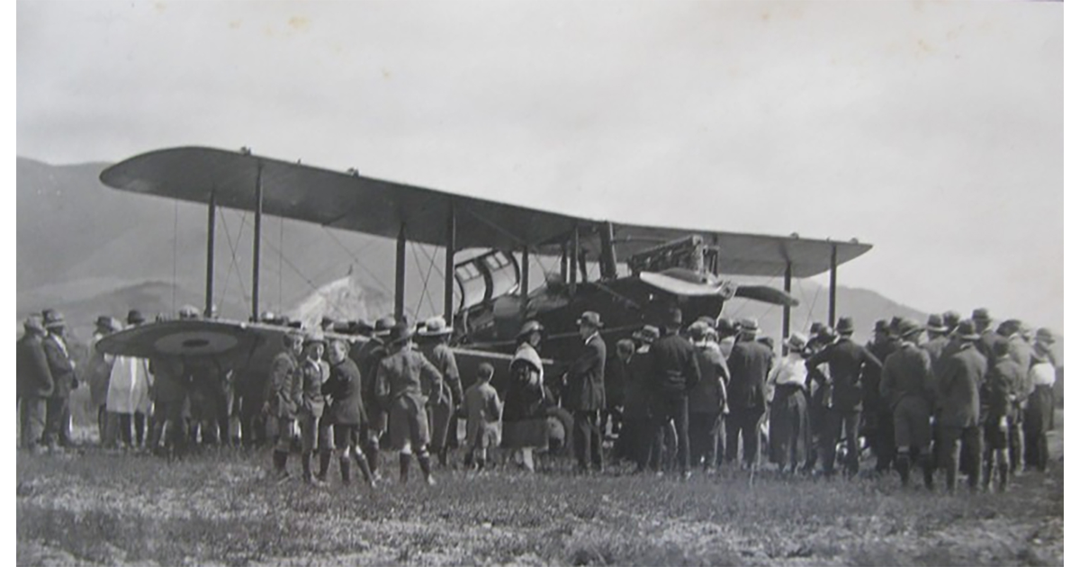 Aviation / Photography - Historical | MAD on New Zealand