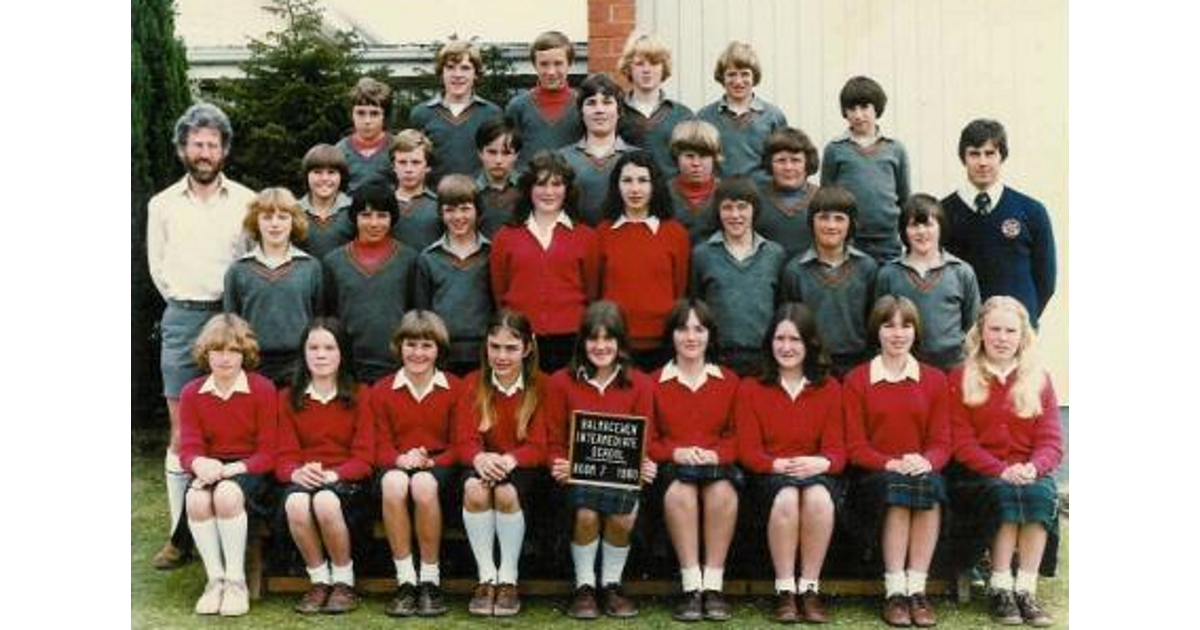 School Photo - 1980's / Balmacewan Intermediate - Dunedin | MAD on New ...