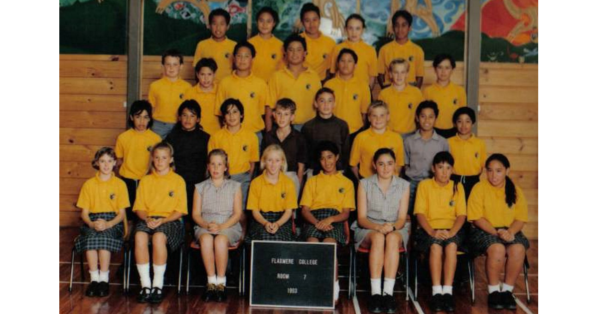 School Photo 1990's / Flaxmere College Hastings MAD on New Zealand