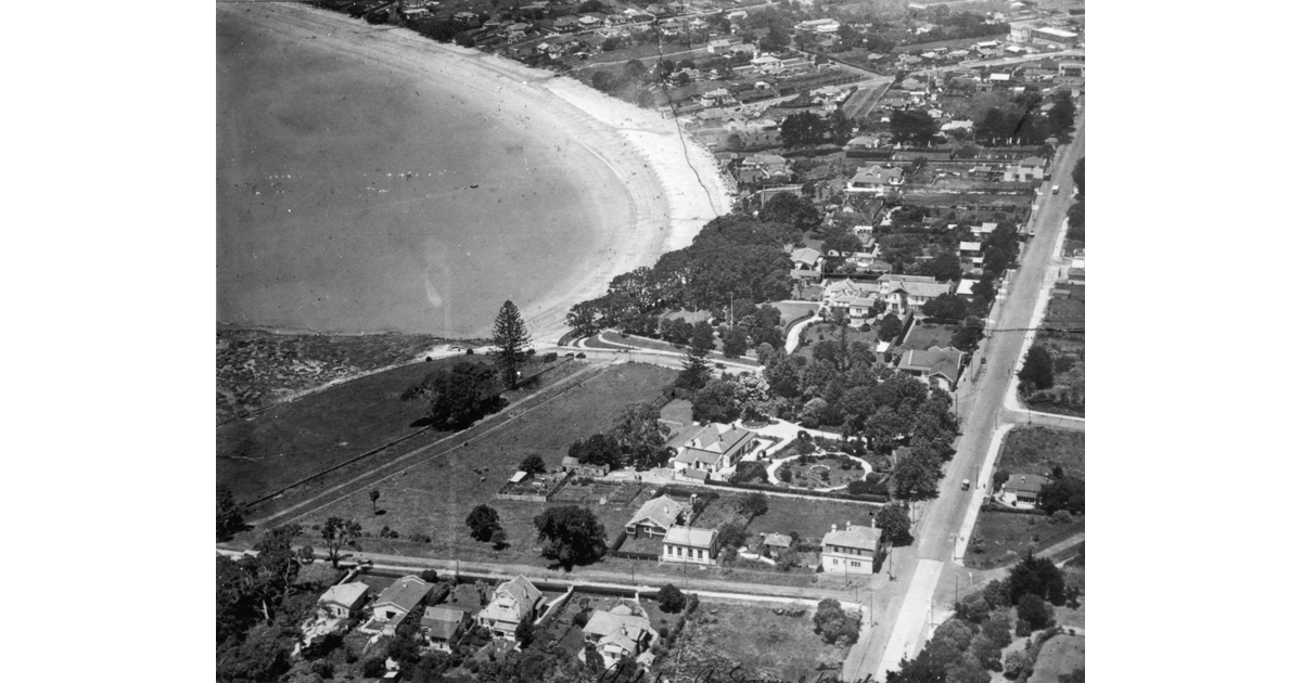 Historical Photos / Photography Historical MAD on New Zealand