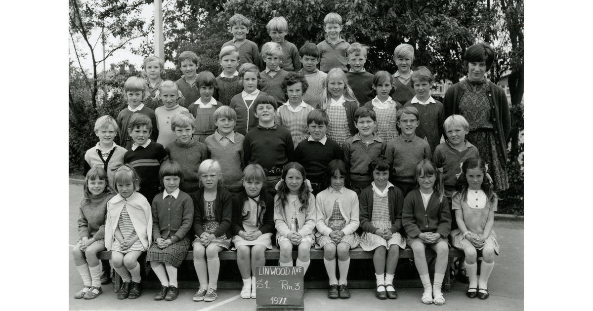 school-photo-1970-s-linwood-avenue-school-christchurch-mad-on