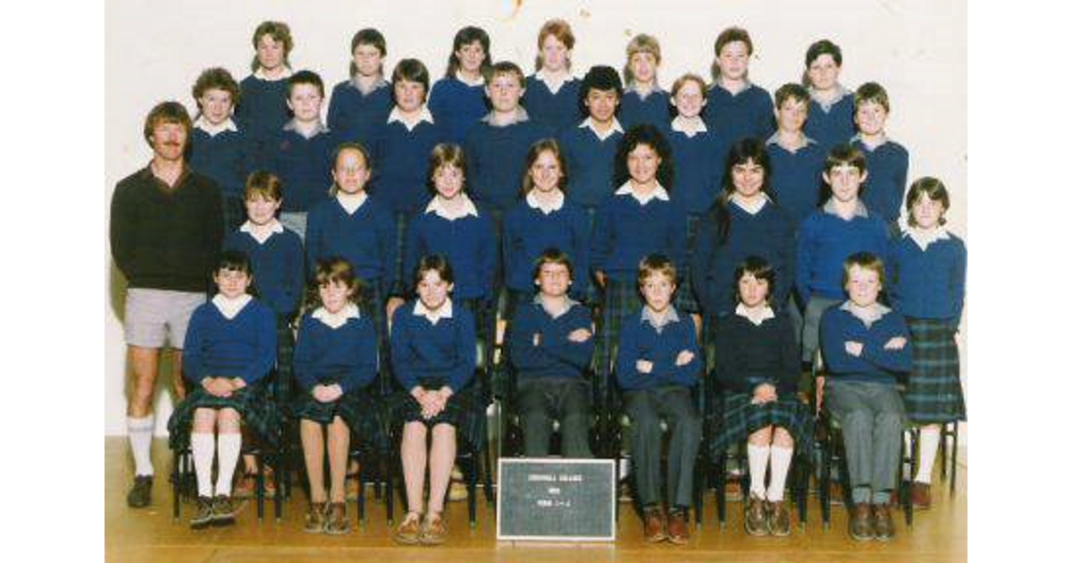 School Photo 1980 s Cromwell College Cromwell MAD On New Zealand