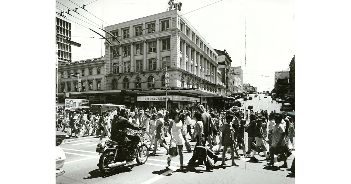 Historical Photos / Photography Historical MAD on New Zealand