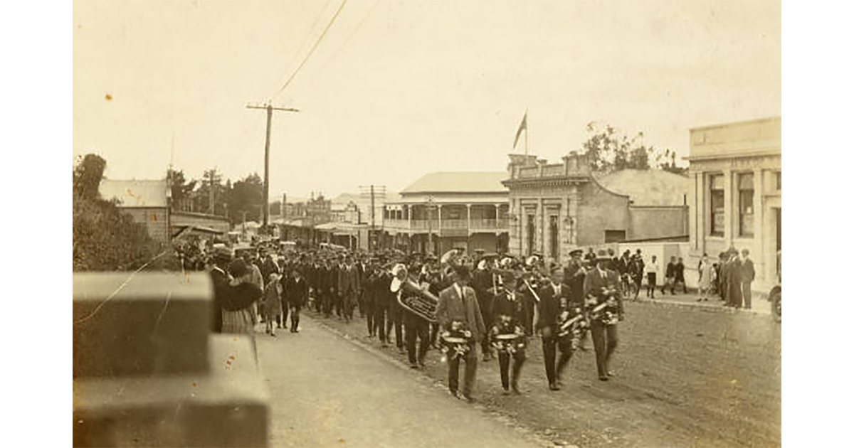 Historical - Photos / Photography - Historical | MAD on New Zealand