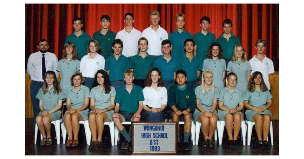 School Photo 1990's / Whanganui High School Whanganui MAD on New