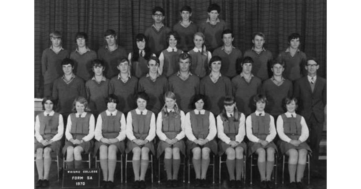 School Photo - 1980's / Waiuku College - Waiuku | MAD on New Zealand