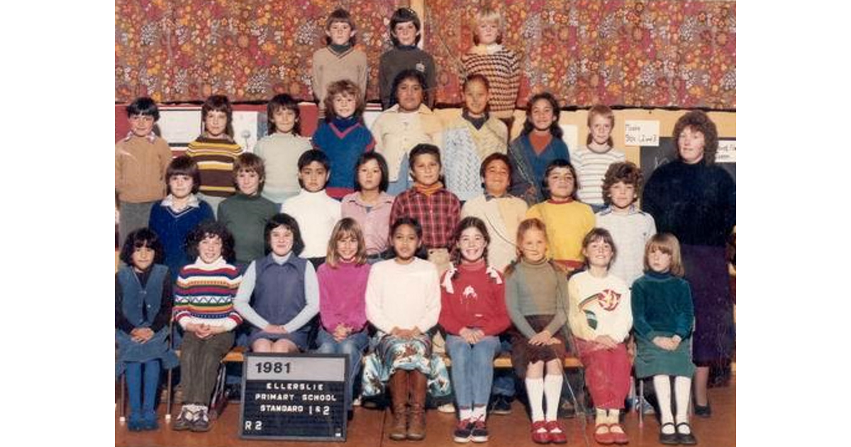School Photo 1980's / Ellerslie School Auckland MAD on New Zealand